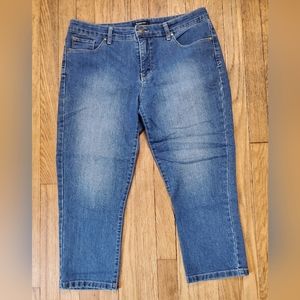 Relativity Jeans Women's Size 14 Excellent Condition zip closure bootcut